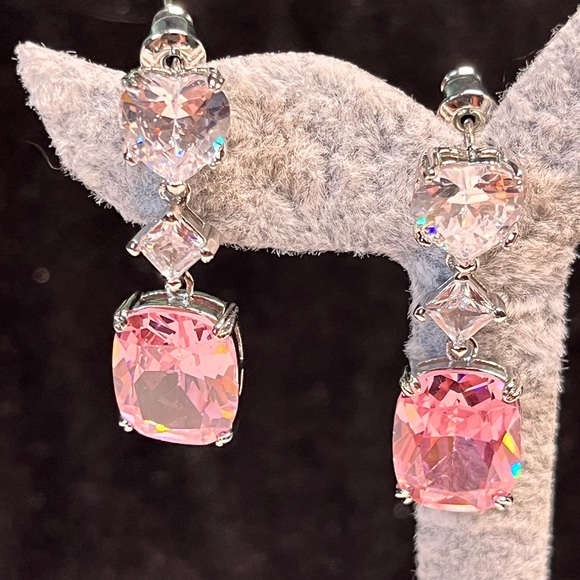 Pretty pink dinner evening earrings pinks and ❤️ - Picture 1 of 9
